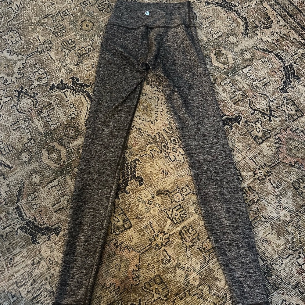 Lululemon grey high rise, striped leggings. Sz. 2
